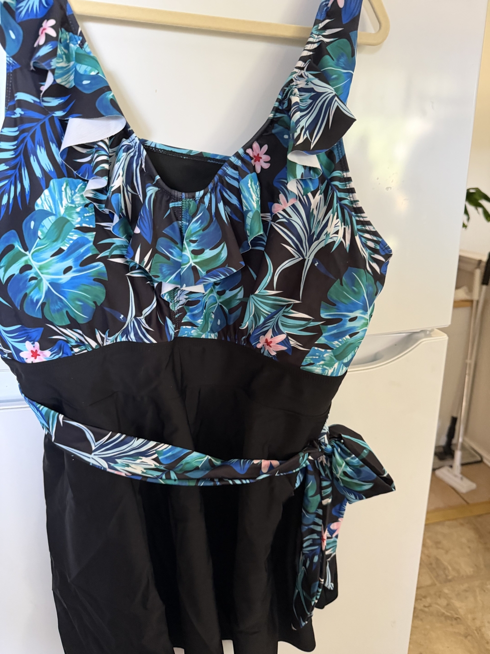 Tropical Leaf Ruffle Swimdress in Black and Teal
